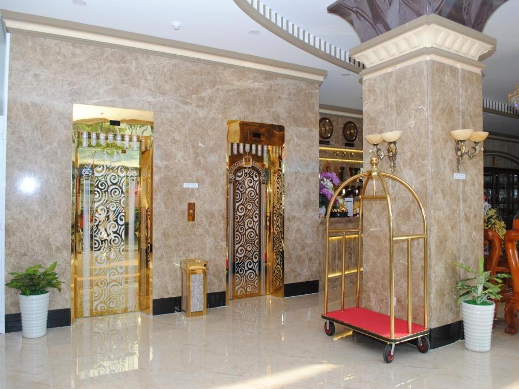 Tran Vinh Hotel Bac Lieu Exterior foto